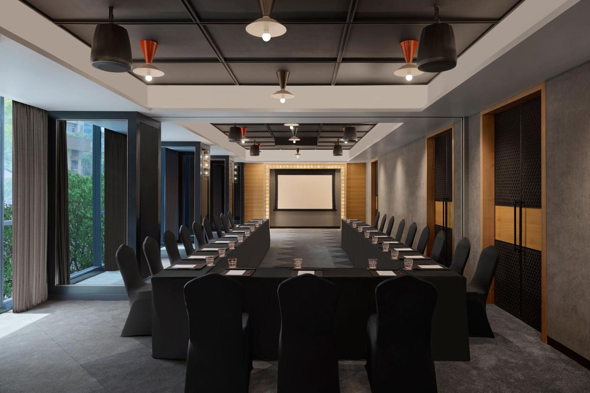 Moxy Mumbai Andheri West Εξωτερικό φωτογραφία